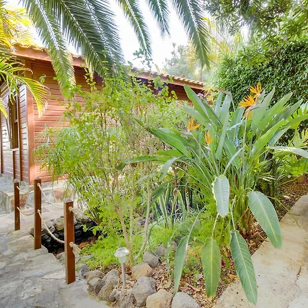 Mimosa Villa *