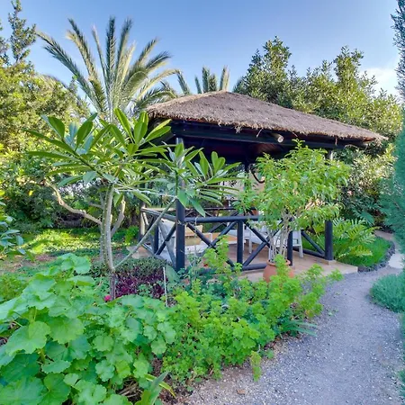 Mimosa Villa *